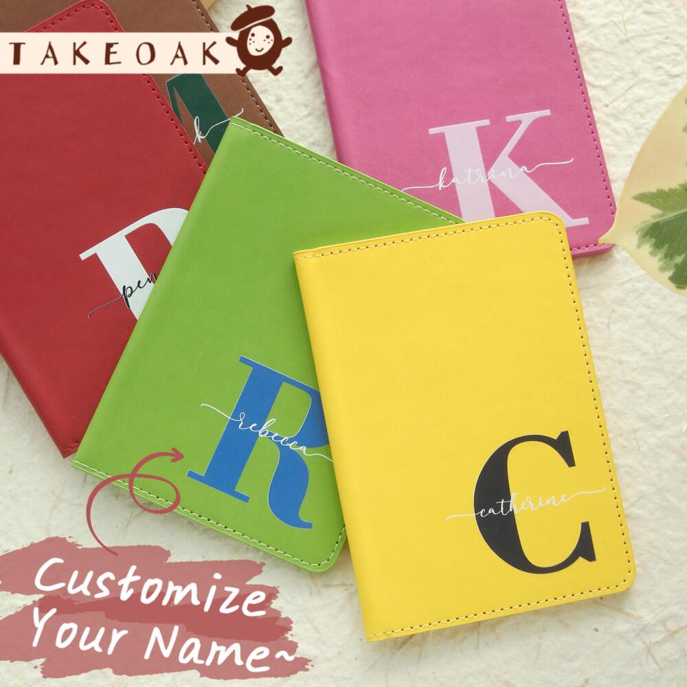 Monogram Custom Case - Personalisierte Passhülle mit Initialen & Namen
