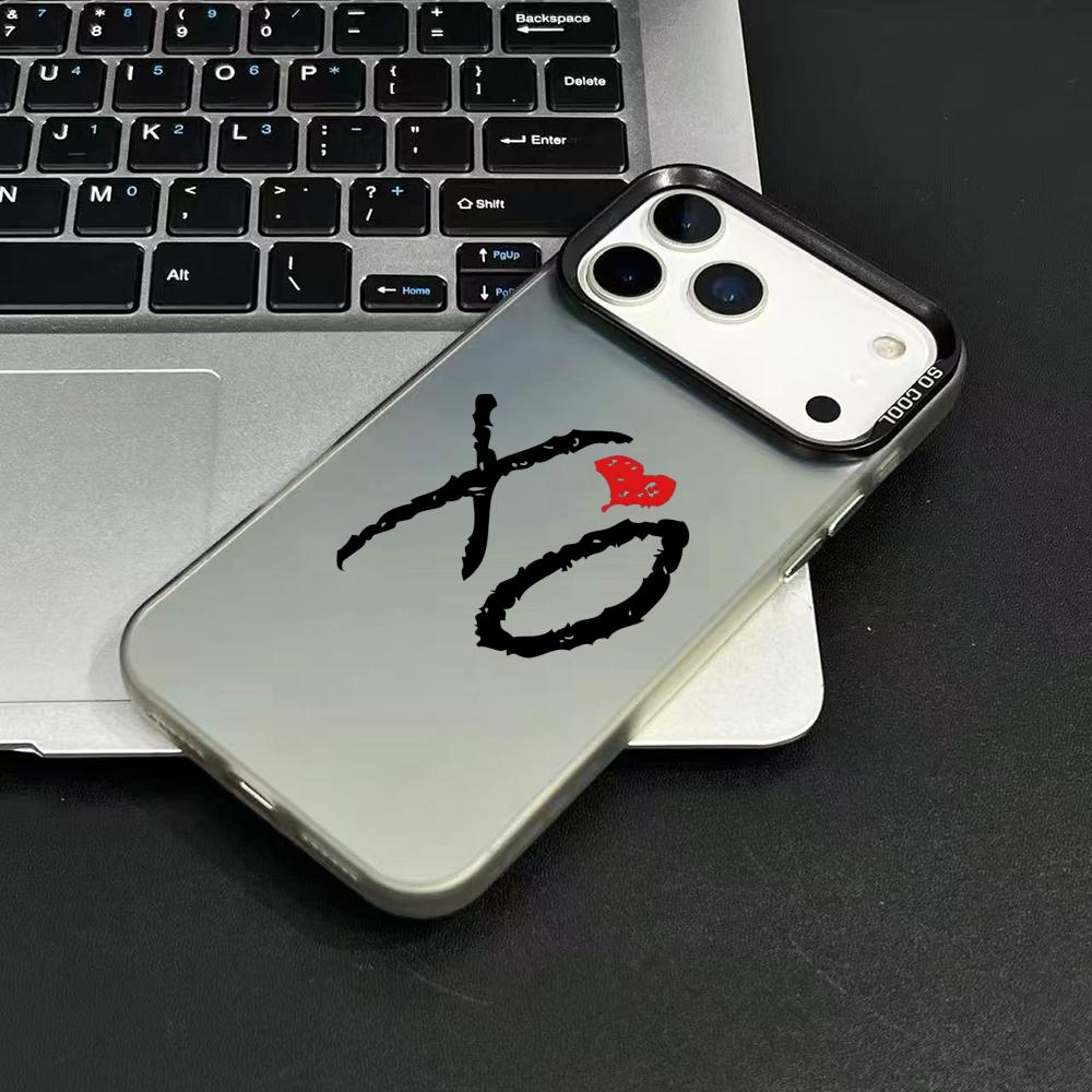 Rapper-Sänger The Weeknd Handy – Apple Iphone 15 Pro Max Bewertung und Preis